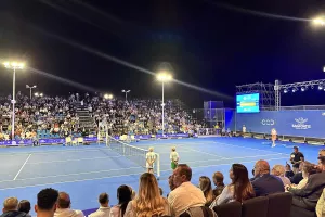 (Φώτος Kerkida) ΕΝΤΥΠΩΣΙΑΚΟ Tennis Showdown στην Marcos Baghdatis Tennis Academy