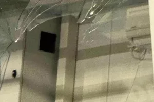 Περί...βίας το ανάγνωσμα!