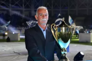 Αποθεώνουν… Γιαγκουδάκη 