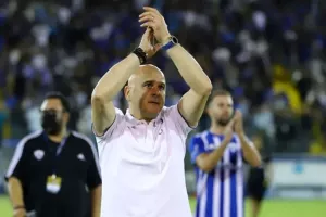 Τιμούρ με πολλή... Ανόρθωση!