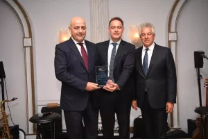 Ο Πρόεδρος της ΚΟΠ τιμήθηκε με το «Gaspart Bonet Foundation Award» από τη HOTREC (φώτος)