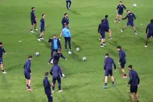 ΦΩΤΟΣ από την προπόνηση στη Ρουμανία (Δήλωση)