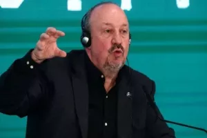 H πρώτη αποστολή του Ράφα Μπενίτεθ