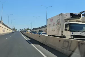 (ΒΙΝΤΕΟ Kerkida/φώτος-UPD) Σχηματίστηκαν ουρές χιλιομέτρων στον αυτοκινητόδρομο Λεμεσού λόγω του φόνου