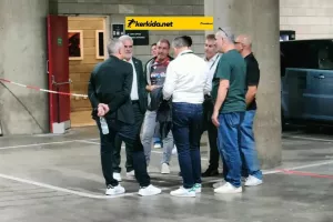 Παπασταύρου/ "Χ"