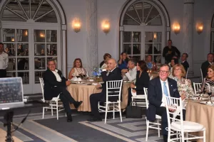 Ο Πρόεδρος της ΚΟΠ τιμήθηκε με το «Gaspart Bonet Foundation Award» από τη HOTREC (φώτος)