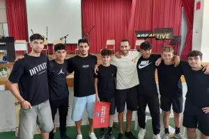 Στο Γυμνάσιο Αγλαντζιάς με Κούτσακο, Νεοφύτου και Χαραλάμπους