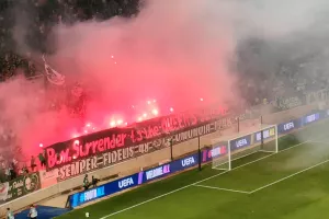 (ΒΙΝΤΕΟ Kerkida/φώτος) Πράσινη...ατμόσφαιρα με πάθος!