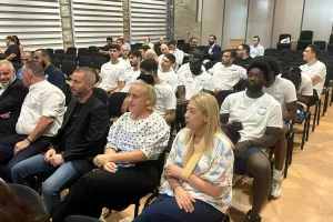 (Φώτος) Απόλλων: Παρουσιάστηκε το ρόστερ σε όμορφη εκδήλωση