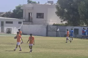 ΦΩΤΟΣ/Καρμιώτισσα-Απόλλων 1-1 (Κ17)