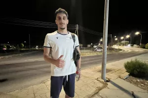 Μισή ώρα/Κούτσακος