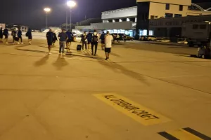 Προσγείωση... στο "Fellini Airport" η Εθνική μας (Φώτος)