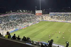 Αποδοκίμασαν Χάμπο οι Ομονοιάτες