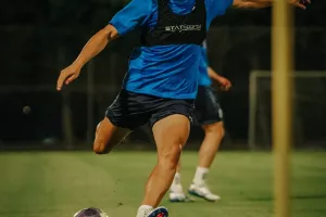 Πινελιές...με Πέδρο Μάρκες