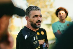 ΟΧΙ απαξίωση