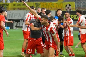 Κόσμος, παίκτες, παράγοντες...