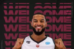 Ο Darnell Edge ντύνεται ερυθροκίτρινος!