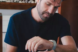 H...επίσκεψη Γκολντάρ