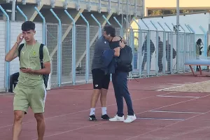 (Φώτος kerkida) Η άφιξη της ΑΕΚ