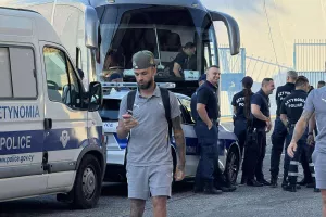 (Φώτος Kerkida) Η άφιξη της Πάφου