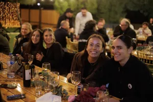 Ερυθρόλευκο δείπνο
