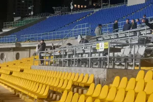 Χαμούλης με τους... ντόπιους!