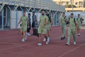 (Φώτος kerkida) Η άφιξη της ΑΕΚ