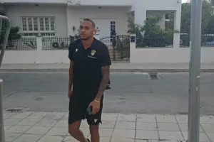 (Φώτος Kerkida) Έφτασε στο "Αμμόχωστος" 