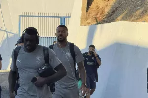 (Φώτος Kerkida) Η άφιξη της Πάφου