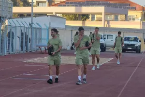 (Φώτος kerkida) Η άφιξη της ΑΕΚ