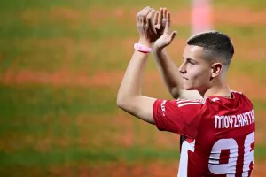 Συνεχίζεται η μάχη για το «Golden Boy», παραμένει στην κορυφή ο Μουζακίτης