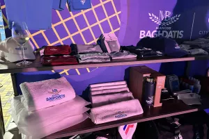 (Φώτος Kerkida) ΕΝΤΥΠΩΣΙΑΚΟ Tennis Showdown στην Marcos Baghdatis Tennis Academy