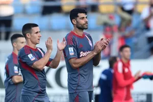 Με 4-4-2 και Γκαρθία-Έσε: Η ενδεκάδα του Ολυμπιακού