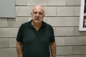 Η...κίνηση από τον Καραπατάκη!