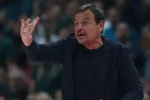 Αταμάν: “Παίζουμε χειρότερο μπάσκετ από τα προηγούμενα 2 χρόνια”