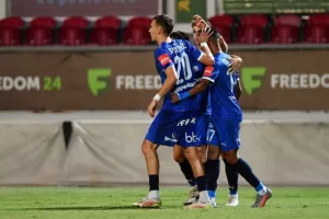 ΜΕΑΠ - Απόλλων: Πρόκριση με πέντε γκολ και πέντε σκόρερ