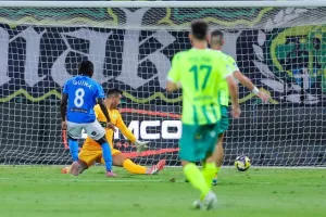 ΑΕΚ-Πάφος FC: 6 γκολ...και μεγάλο ΔΙΠΛΟ! (φώτος)