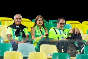 ΦΩΤΟΡΕΠΟΡΤΑΖ (κερκίδες) από το ΑΕΚ-AZ Alkmaar