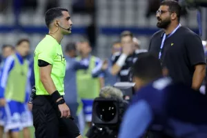 Ανόρθωση - Άρης: Σ' ένα λεπτό, το... έκοψαν στη μέση