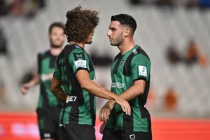 ΑΠΟΕΛ-Ολυμπιακός: Γαλαζοκίτρινη...ΕΠΙΣΤΡΟΦΗ στο φινάλε και "Χ"! (φώτος)