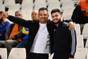 ΑΠΟΕΛ-Ολυμπιακός: Γαλαζοκίτρινη...ΕΠΙΣΤΡΟΦΗ στο φινάλε και "Χ"! (φώτος)