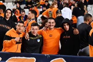 ΑΠΟΕΛ-Ολυμπιακός: Γαλαζοκίτρινη...ΕΠΙΣΤΡΟΦΗ στο φινάλε και "Χ"! (φώτος)