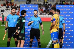 ΑΠΟΕΛ-Ολυμπιακός: Γαλαζοκίτρινη...ΕΠΙΣΤΡΟΦΗ στο φινάλε και "Χ"! (φώτος)