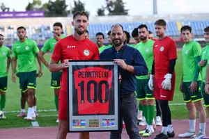Φανέλα... για τις 100