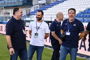 Ομόνοια Αραδίππου-ΑΠΟΕΛ: 4η σερί νίκη με τεσσάρα (φώτος)
