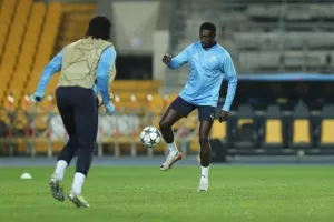 Η προπόνηση στο "Almaty Ortalyk Stadion" (Φώτος/Βίντεο Kerkida)