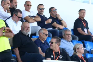Οικοδεσπότης...Κίκης!