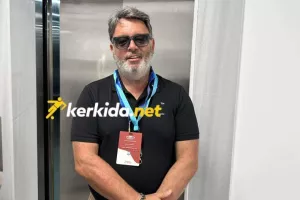ΠΟΙΟΣ Craig; ΜΟΝΟ Αραδίππου...