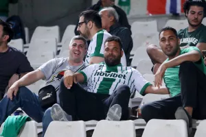 (Ομόνοια - Mainz) ΦΩΤΟΡΕΠΟΡΤΑΖ από τις κερκίδες