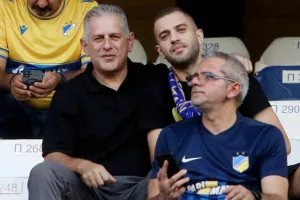 Ομόνοια Αραδίππου-ΑΠΟΕΛ: 4η σερί νίκη με τεσσάρα (φώτος)